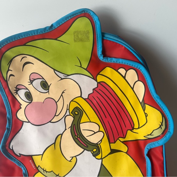 NWT old stock disney snow white and the seven dwarfs bashful kids backpack - Picture 2 of 6